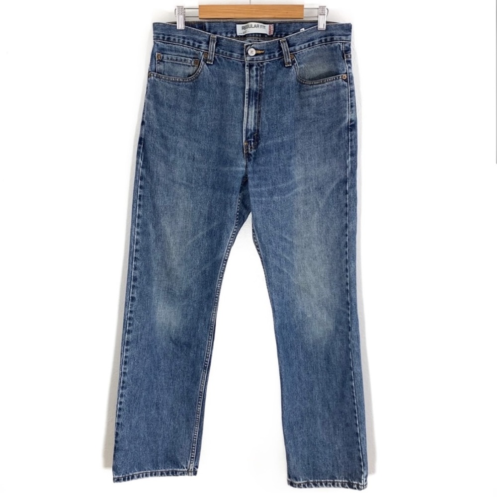 Levi's | Men's Regular Fit 505 Medium Wash Jeans